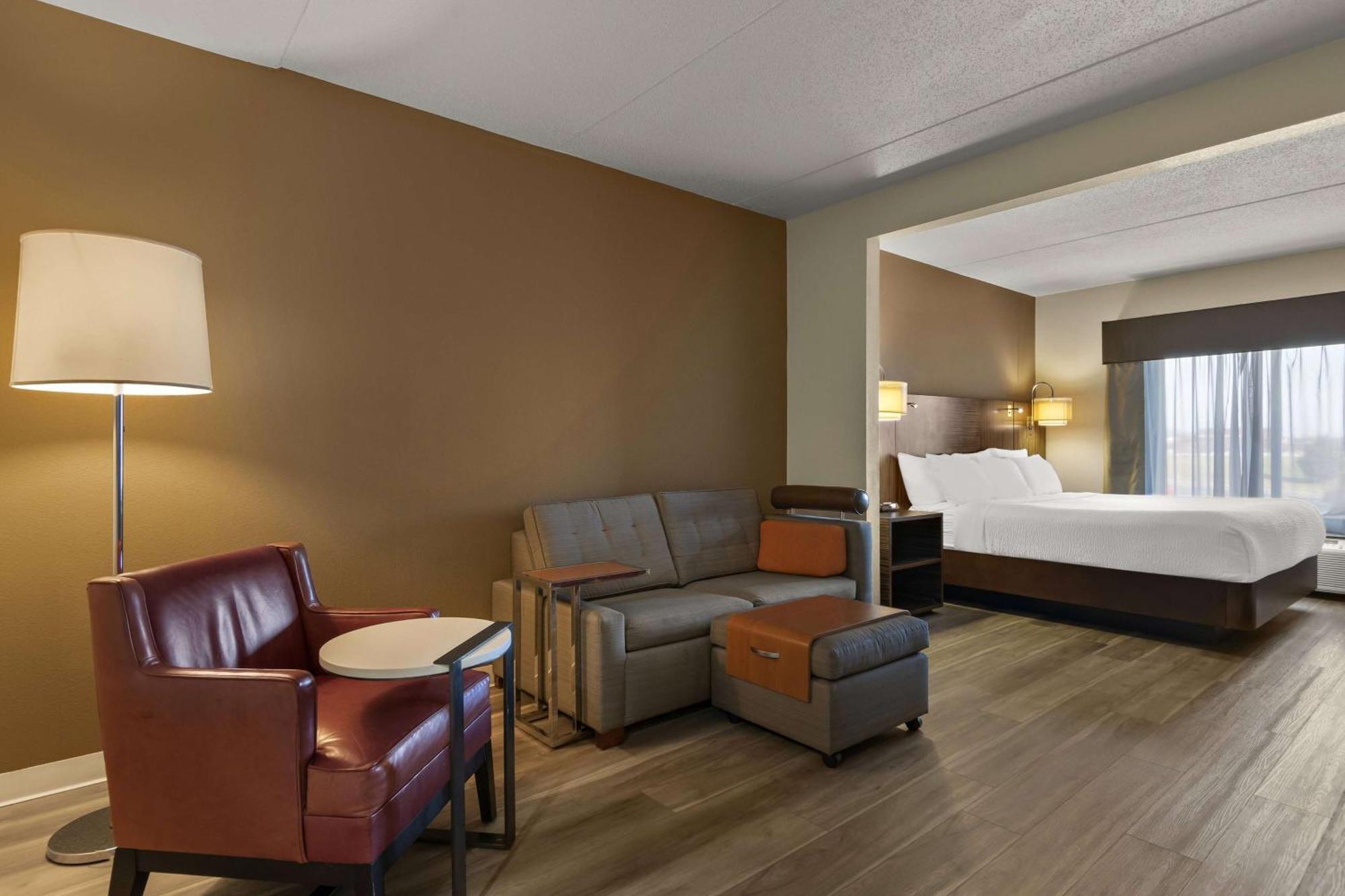 Ramada By Wyndham Harrisburg/hershey Area Hotel 3*